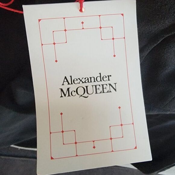 Alexander McQueen Women's Black Wool Crepe Midi Dress Size 42 - Picture 12 of 16